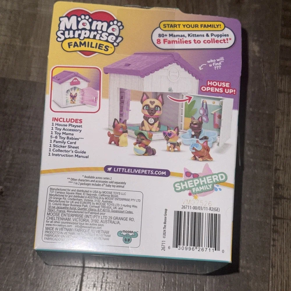 Little Live Pets Mama House Surprise Families Series 2 Playset - Shepherd Family